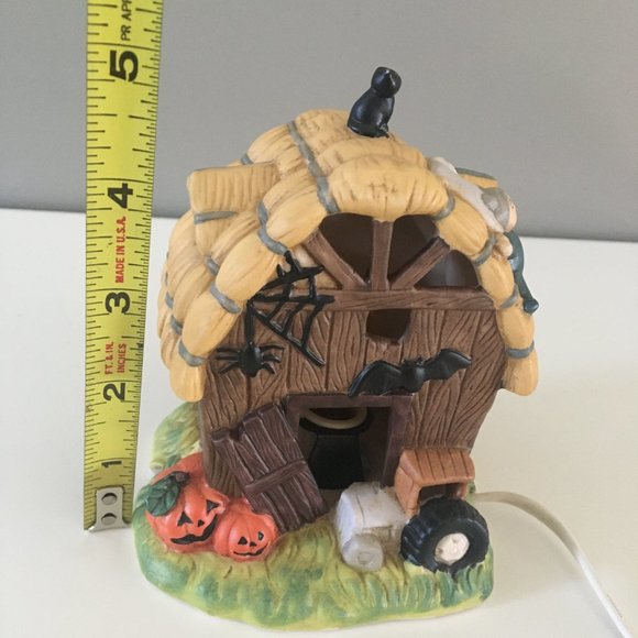 Brinn's Hand Painted Porcelain Bisque Halloween Haunted House Night Light Works - Picture 10 of 10